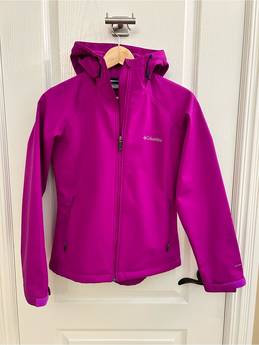 Columbia Softshell Hooded Jacket - Lightweight (Omni-Shield) Excellent Condition
